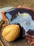 Main image The Golden Nut